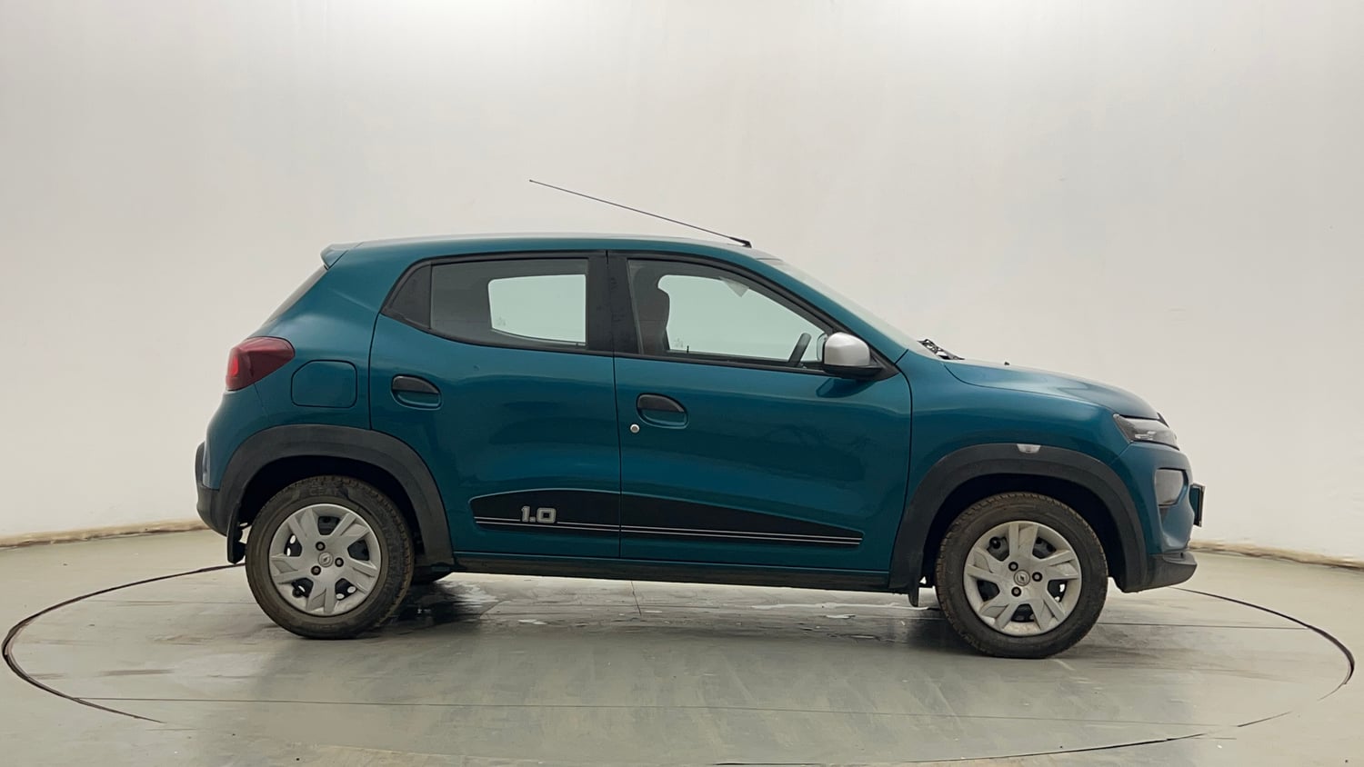 Used 2022 Renault Kwid RXT 1.0 AMT Petrol Automatic exterior RIGHT SIDE VIEW