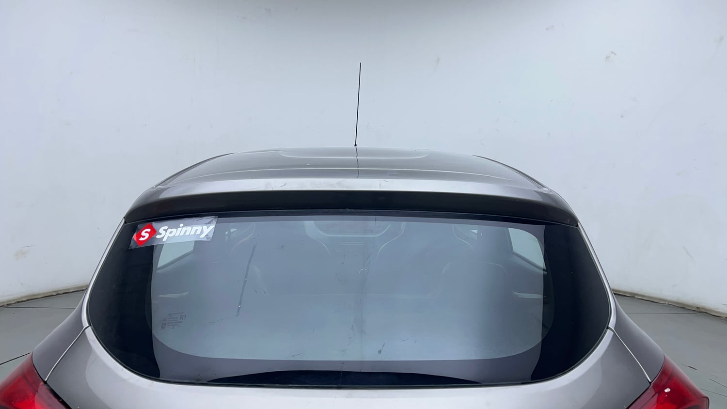 Used 2018 Renault Kwid 1.0 RXT AMT Petrol Automatic exterior BACK WINDSHIELD VIEW