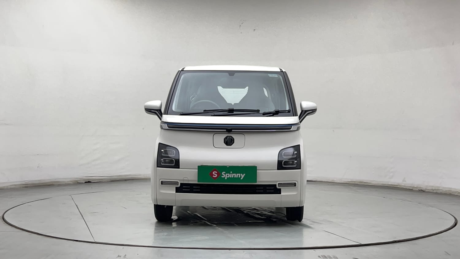 Used 2024 MG Motors Comet EV Excite FC Electric Automatic exterior FRONT VIEW