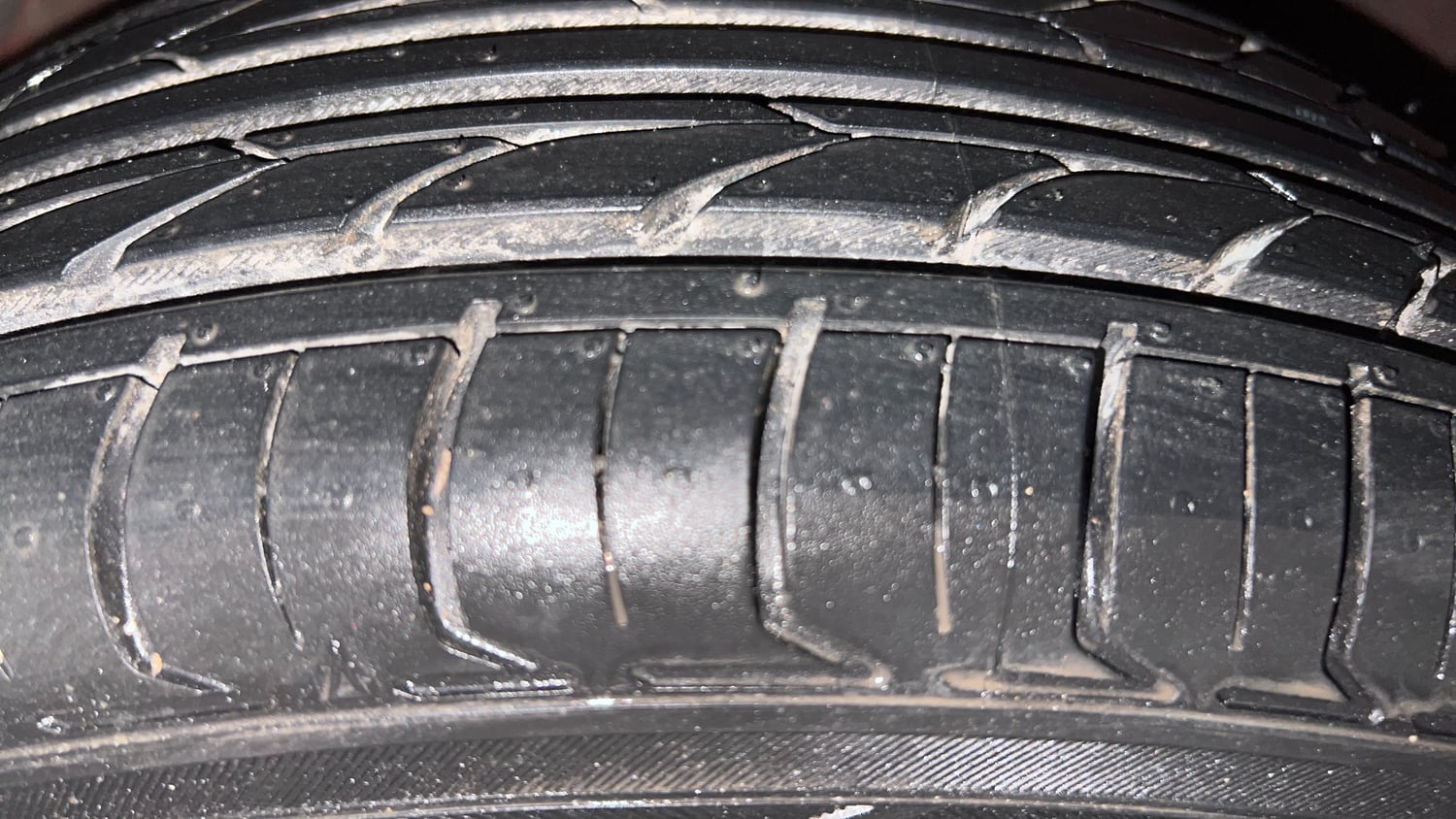 Used 2018 Hyundai Grand i10 Sportz 1.2 Kappa VTVT Petrol Manual tyres LEFT FRONT TYRE TREAD VIEW