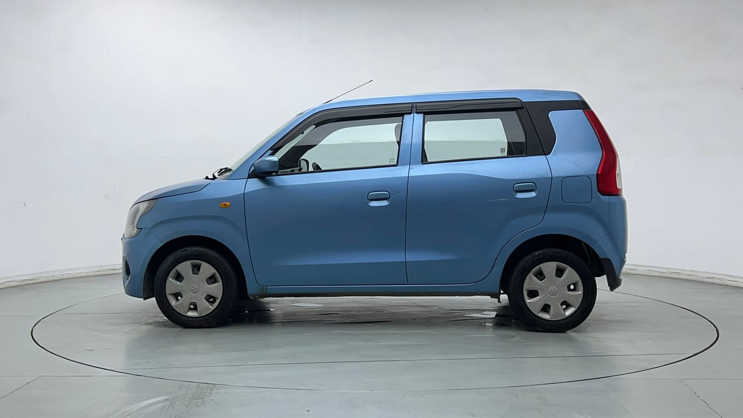 Used 2022 Maruti Suzuki Wagon R VXI 1.0 CNG Cng Manual exterior LEFT SIDE VIEW