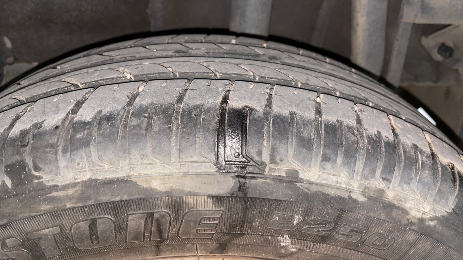 Used 2021 Tata Tiago XT Petrol Manual tyres LEFT REAR TYRE TREAD VIEW