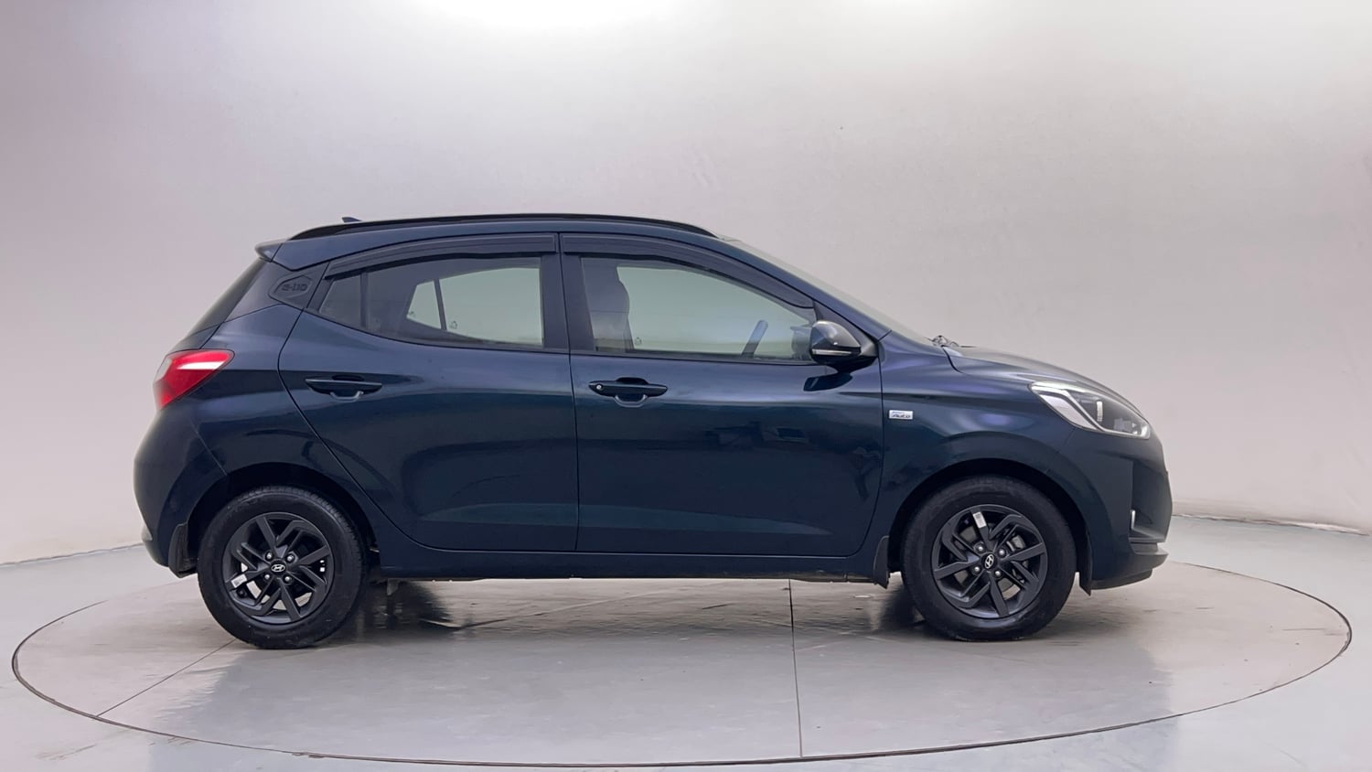 Used 2021 Hyundai Grand i10 Nios Sportz AMT 1.2 CRDi Diesel Automatic exterior RIGHT SIDE VIEW