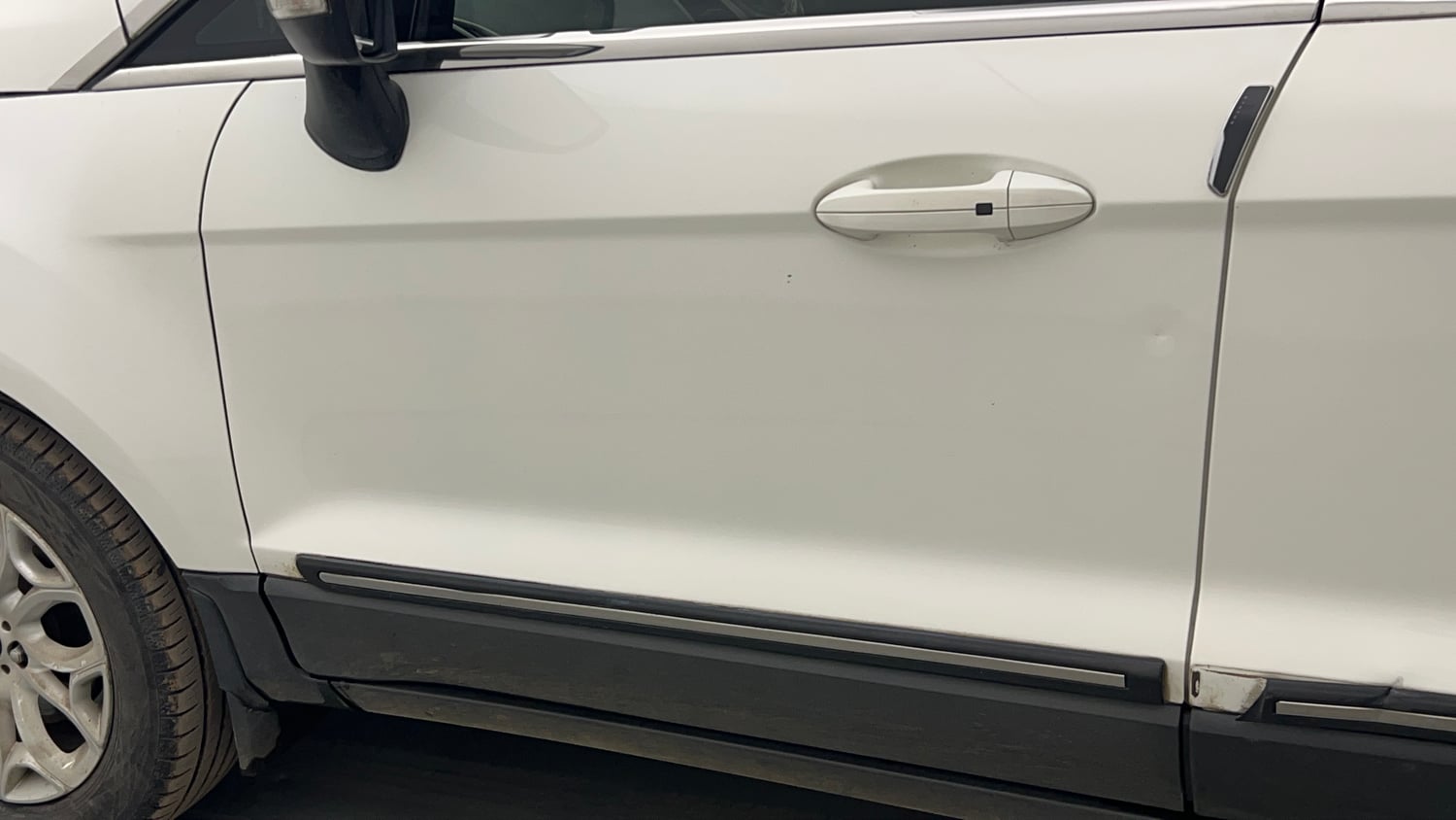Used 2017 Ford EcoSport Titanium 1.5L TDCi Diesel Manual dents MINOR DENT