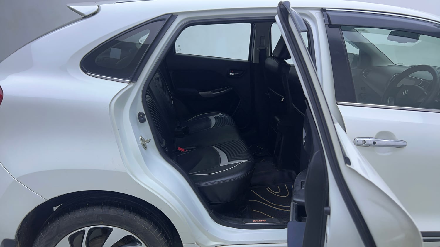 Used 2019 Maruti Suzuki Baleno Zeta Petrol Manual interior RIGHT SIDE REAR DOOR CABIN VIEW