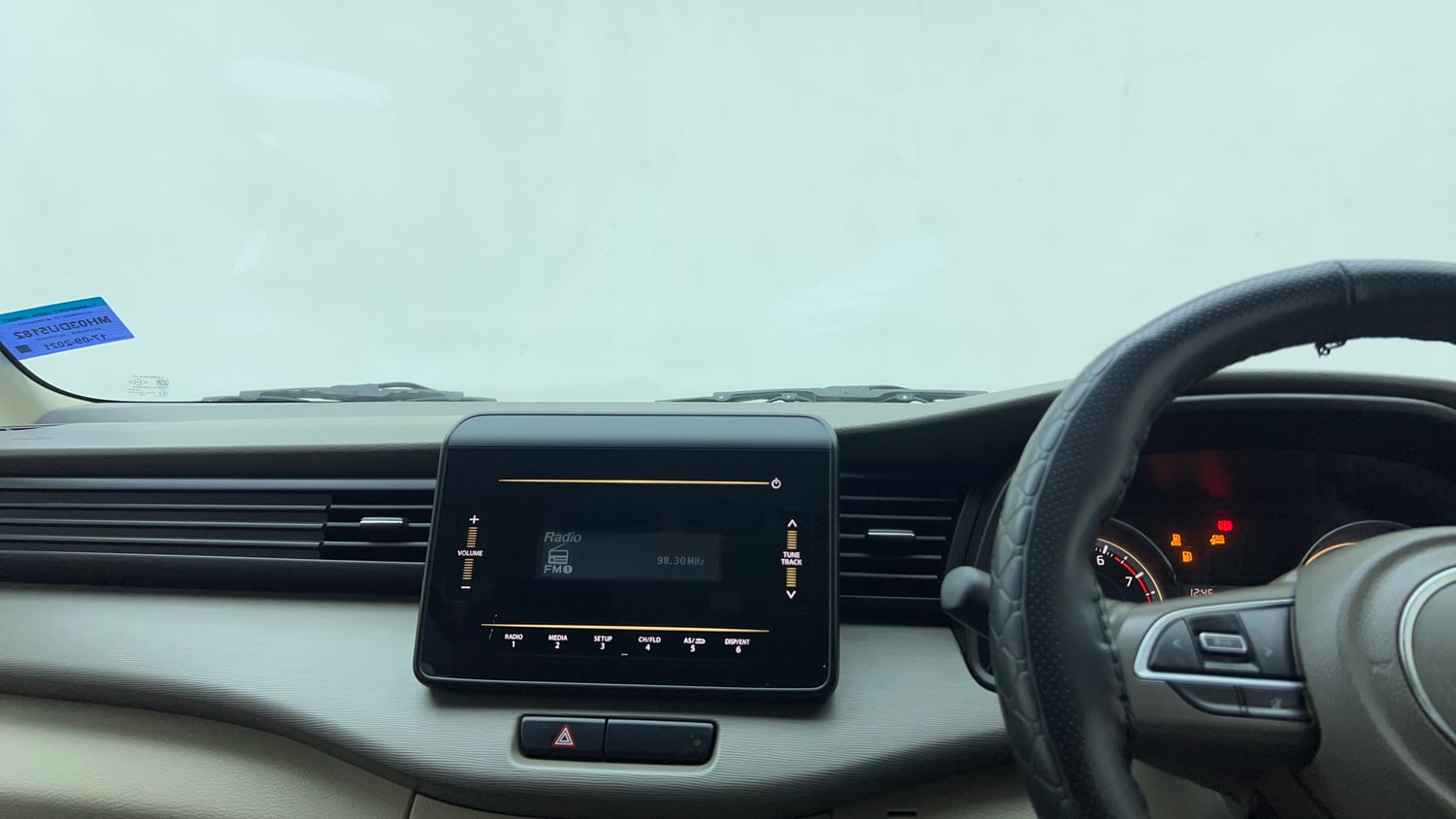 Used 2021 Maruti Suzuki Ertiga VXi CNG Cng Manual top_features Integrated (in-dash) music system