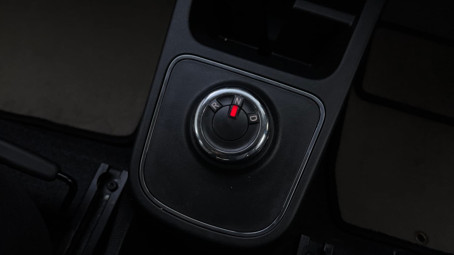 Used 2022 Renault Kwid RXT 1.0 AMT Petrol Automatic interior GEAR  KNOB VIEW