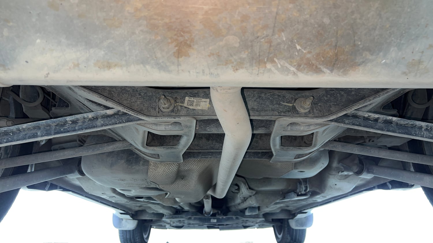 Used 2019 Jeep Compass Limited Plus Petrol AT Petrol Automatic extra REAR UNDERBODY VIEW (TAKEN FROM REAR)