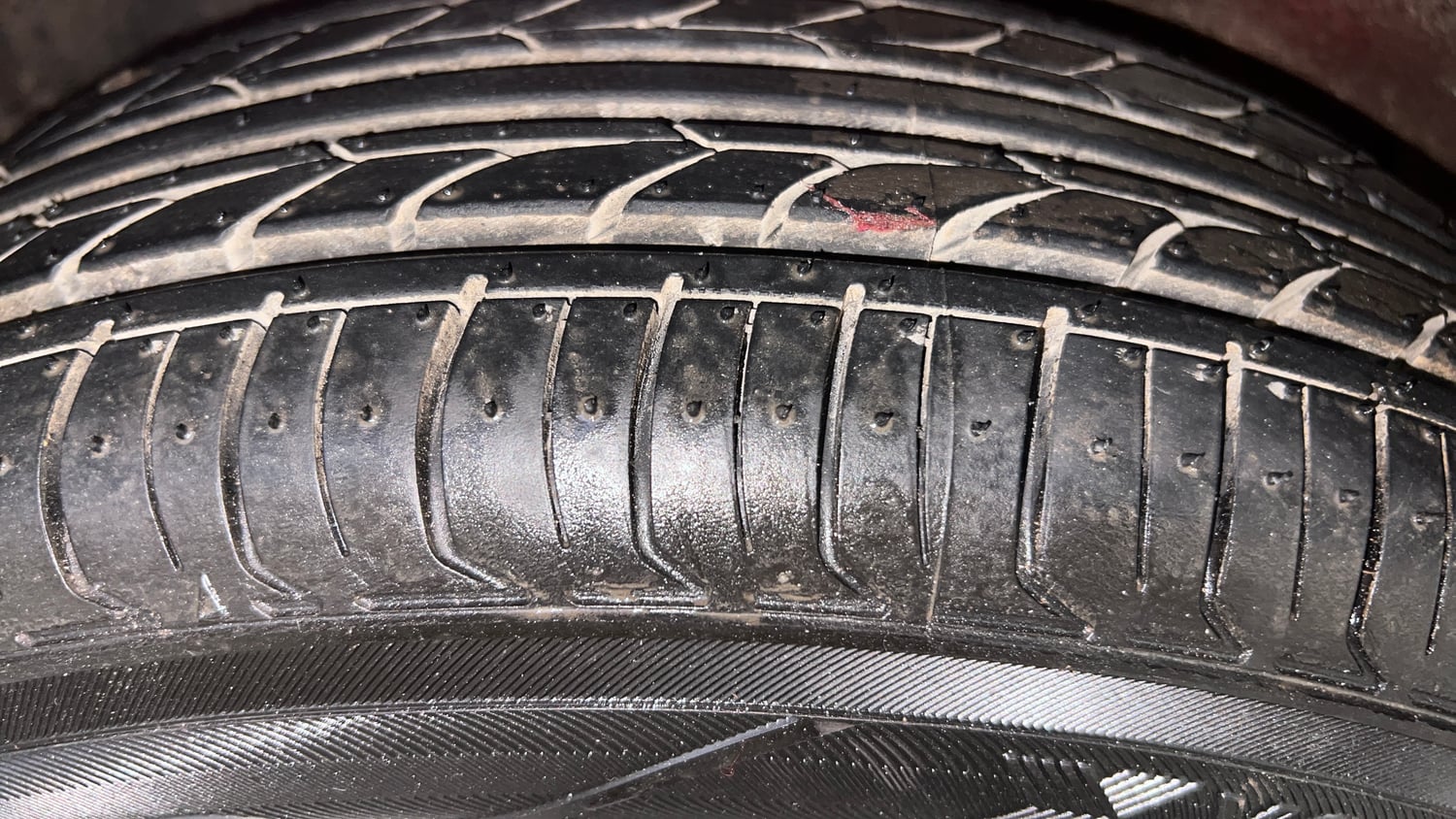 Used 2014 Maruti Suzuki Celerio VXi Petrol Manual tyres RIGHT REAR TYRE TREAD VIEW