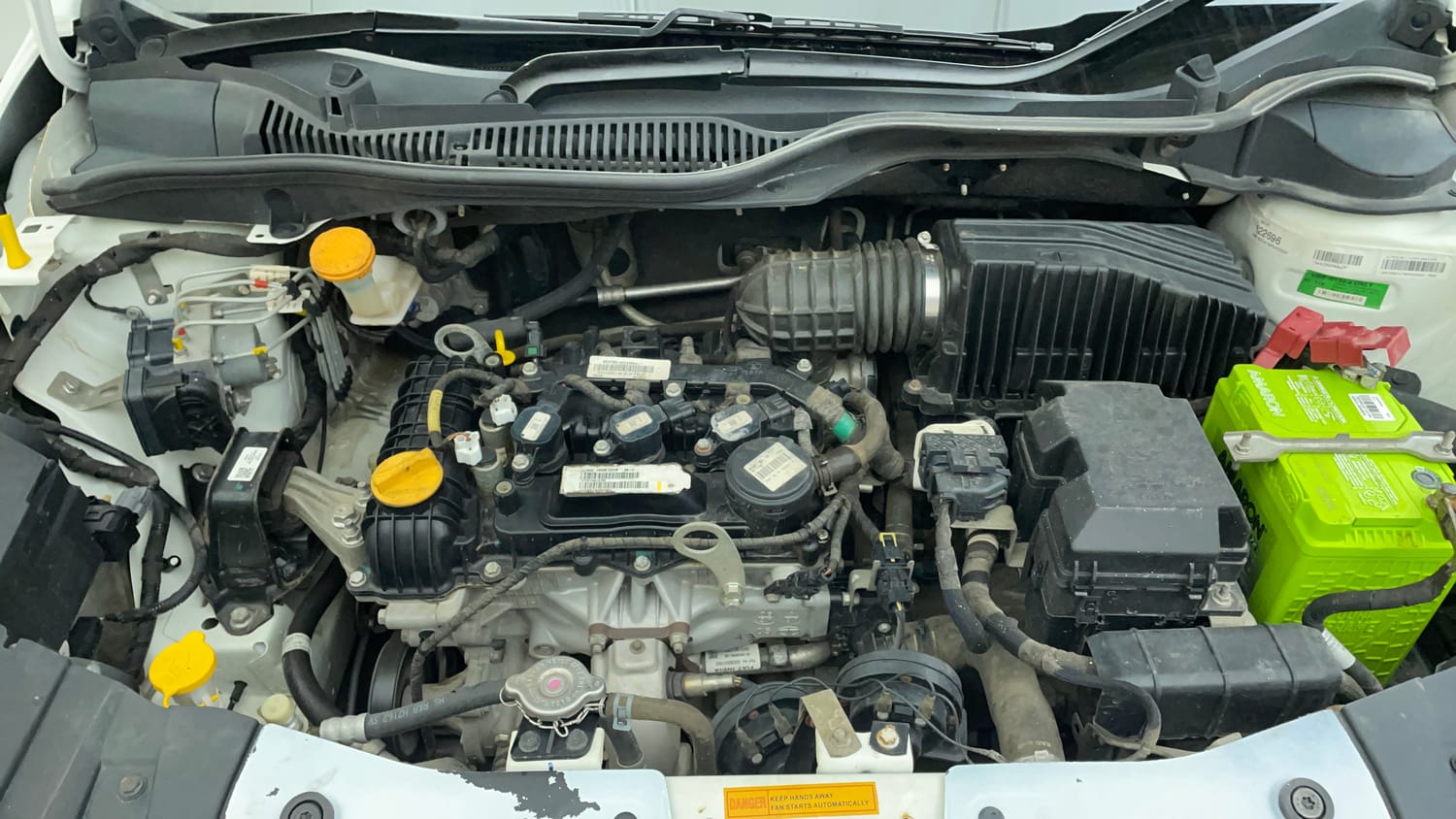 Used 2022 Tata Altroz XE Plus Petrol Petrol Manual engine ENGINE RIGHT SIDE VIEW