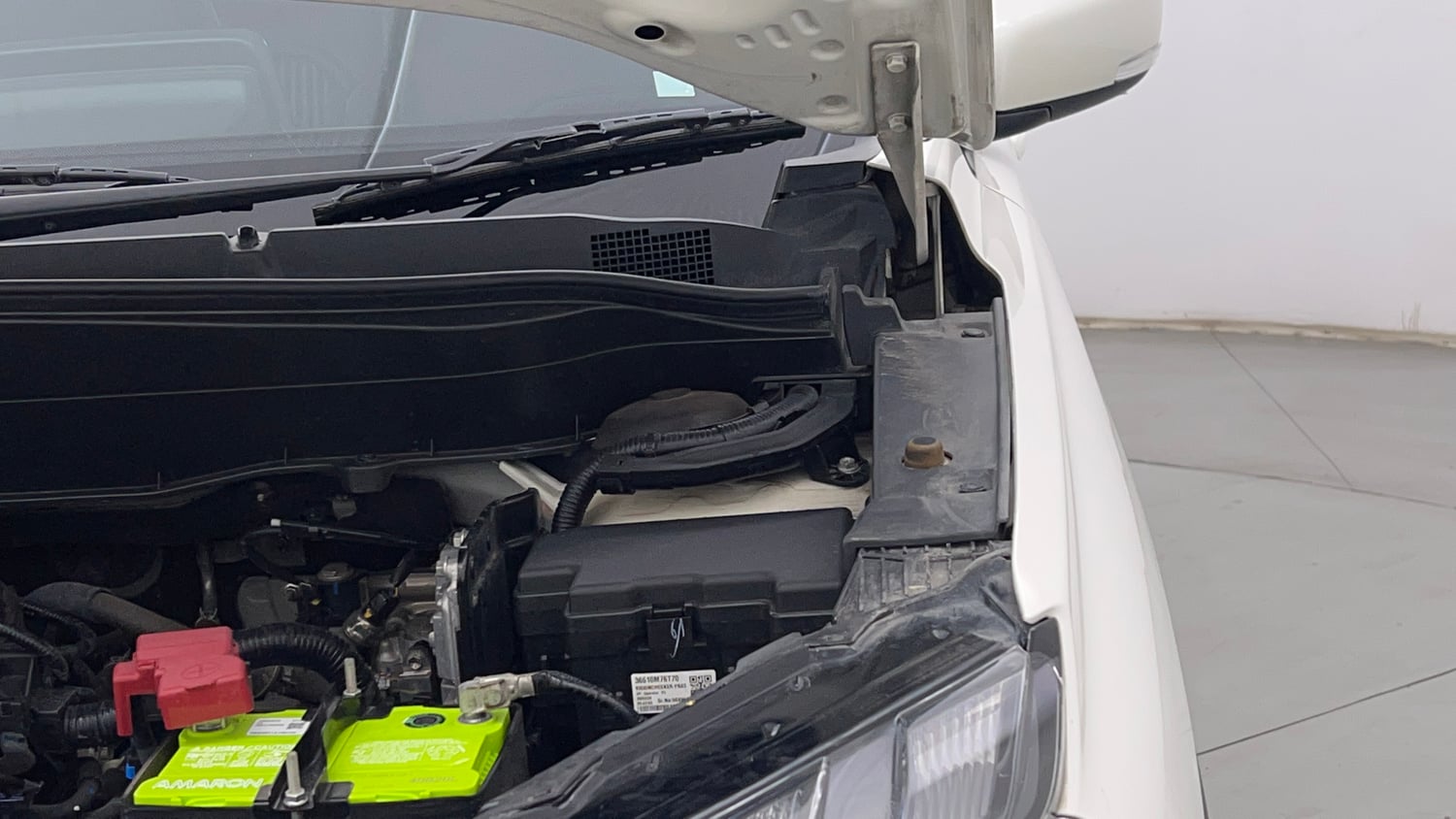 Used 2024 Maruti Suzuki Grand Vitara Delta CNG Cng Manual engine ENGINE LEFT SIDE HINGE & APRON VIEW