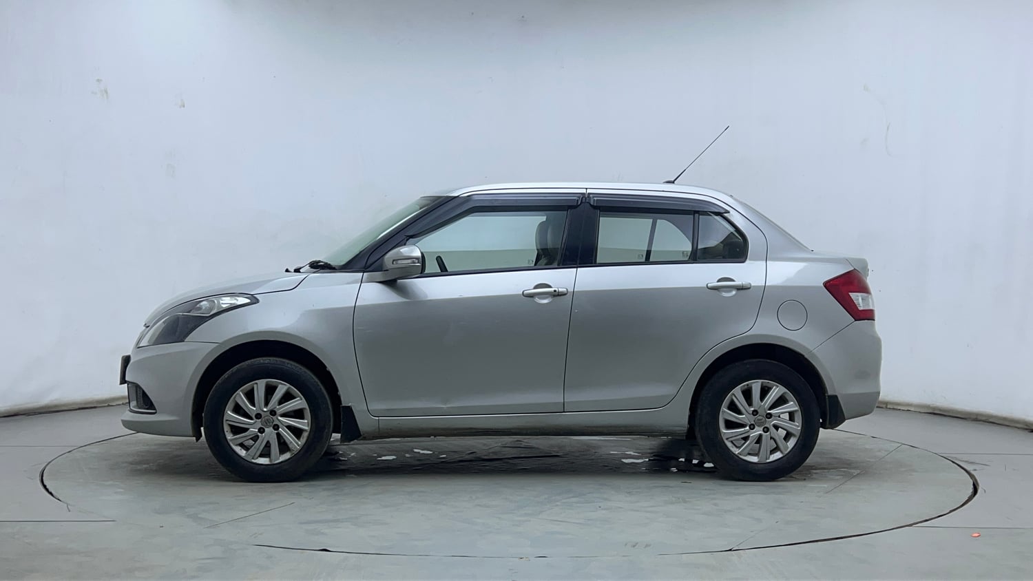 Used 2015 Maruti Suzuki Swift Dzire ZXI Petrol Manual exterior LEFT SIDE VIEW