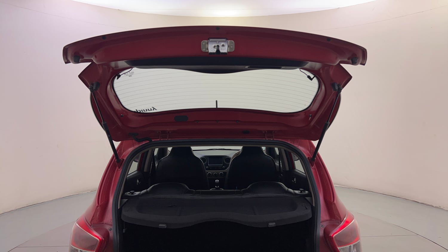 Used 2018 Hyundai Grand i10 Sportz 1.2 Kappa VTVT Petrol Manual interior DICKY DOOR OPEN VIEW