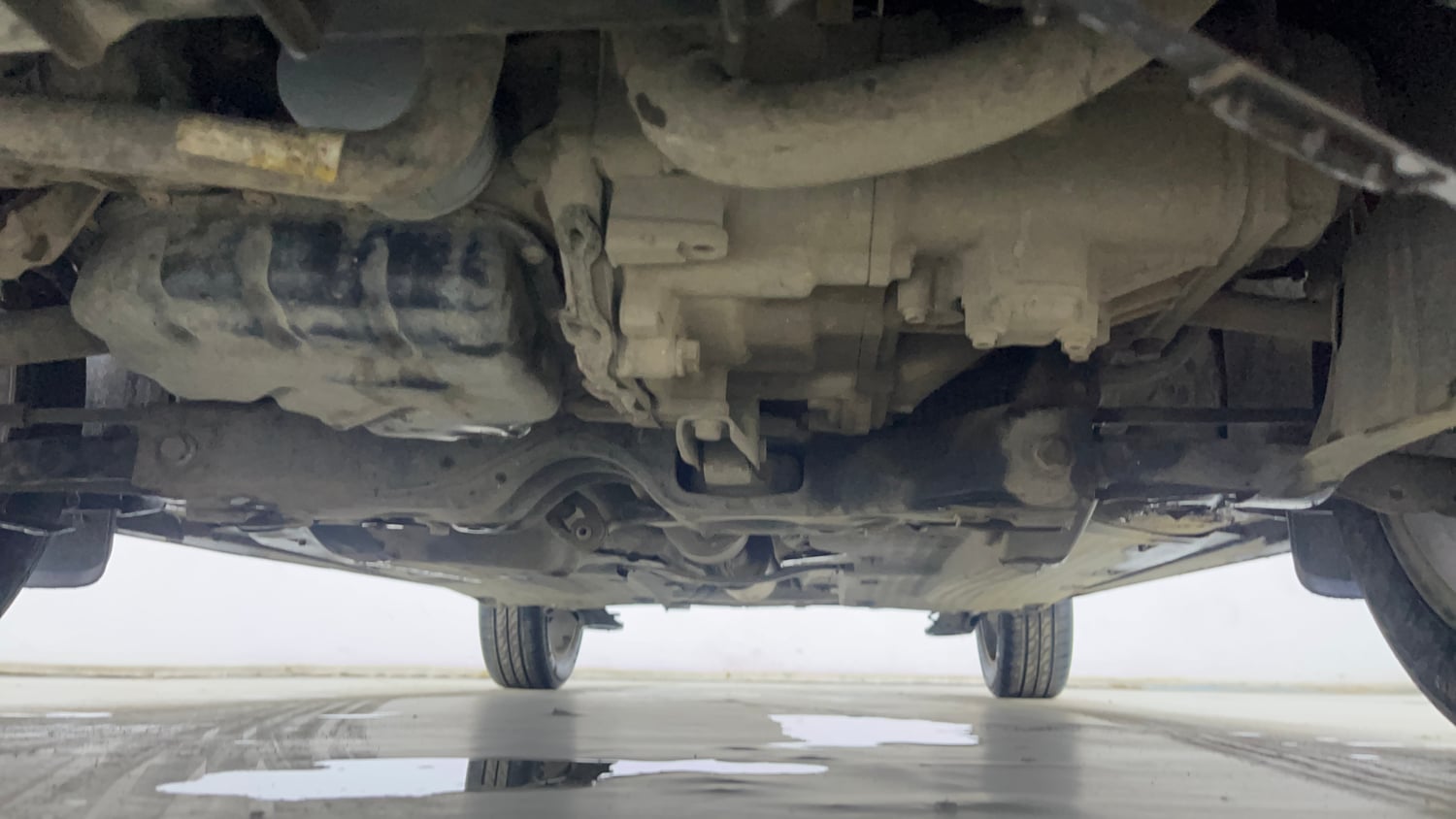 Used 2021 Volkswagen Polo Highline Plus 1.0L TSI Petrol Manual extra FRONT LEFT UNDERBODY VIEW