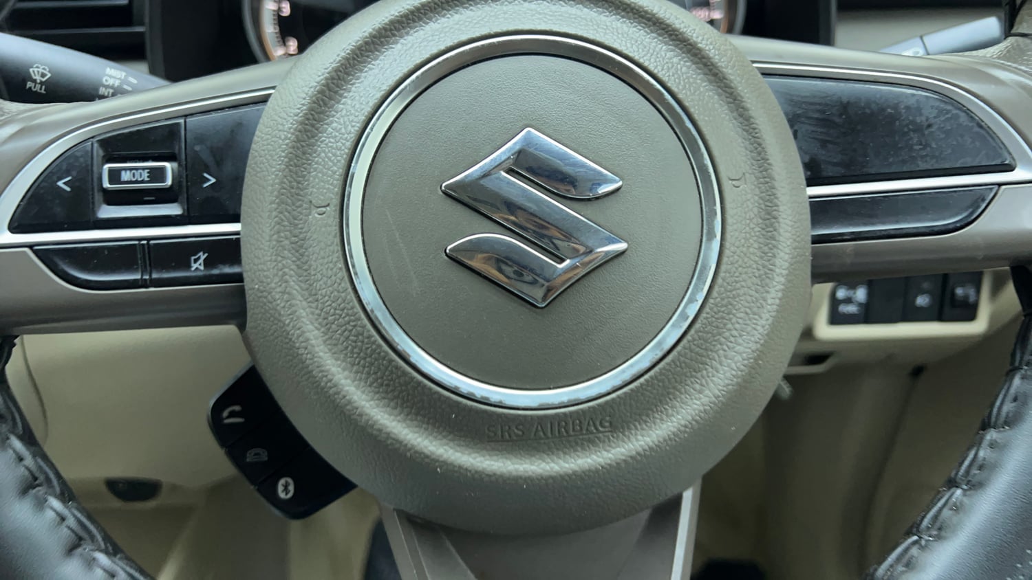 Used 2021 Maruti Suzuki Ertiga VXi CNG Cng Manual top_features Airbags