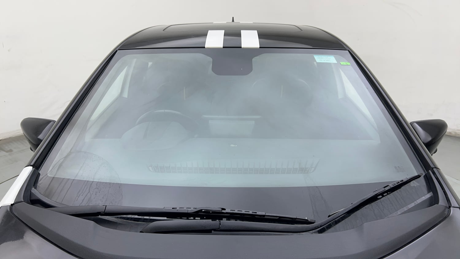 Used 2025 Tata Altroz Racer R2 Petrol Manual exterior FRONT WINDSHIELD VIEW
