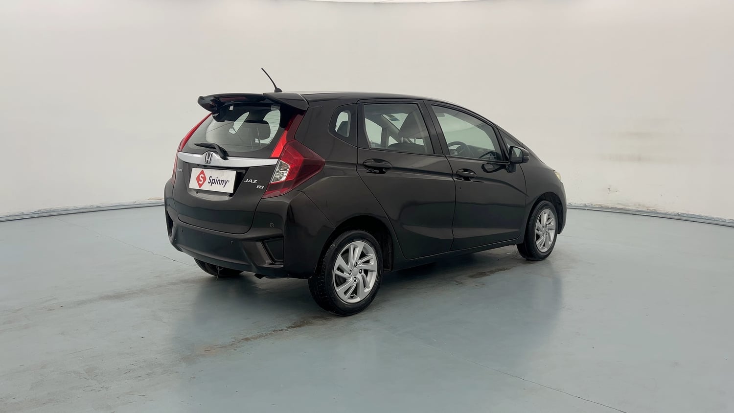 Used 2016 Honda Jazz VX Petrol Petrol Manual exterior RIGHT REAR CORNER VIEW