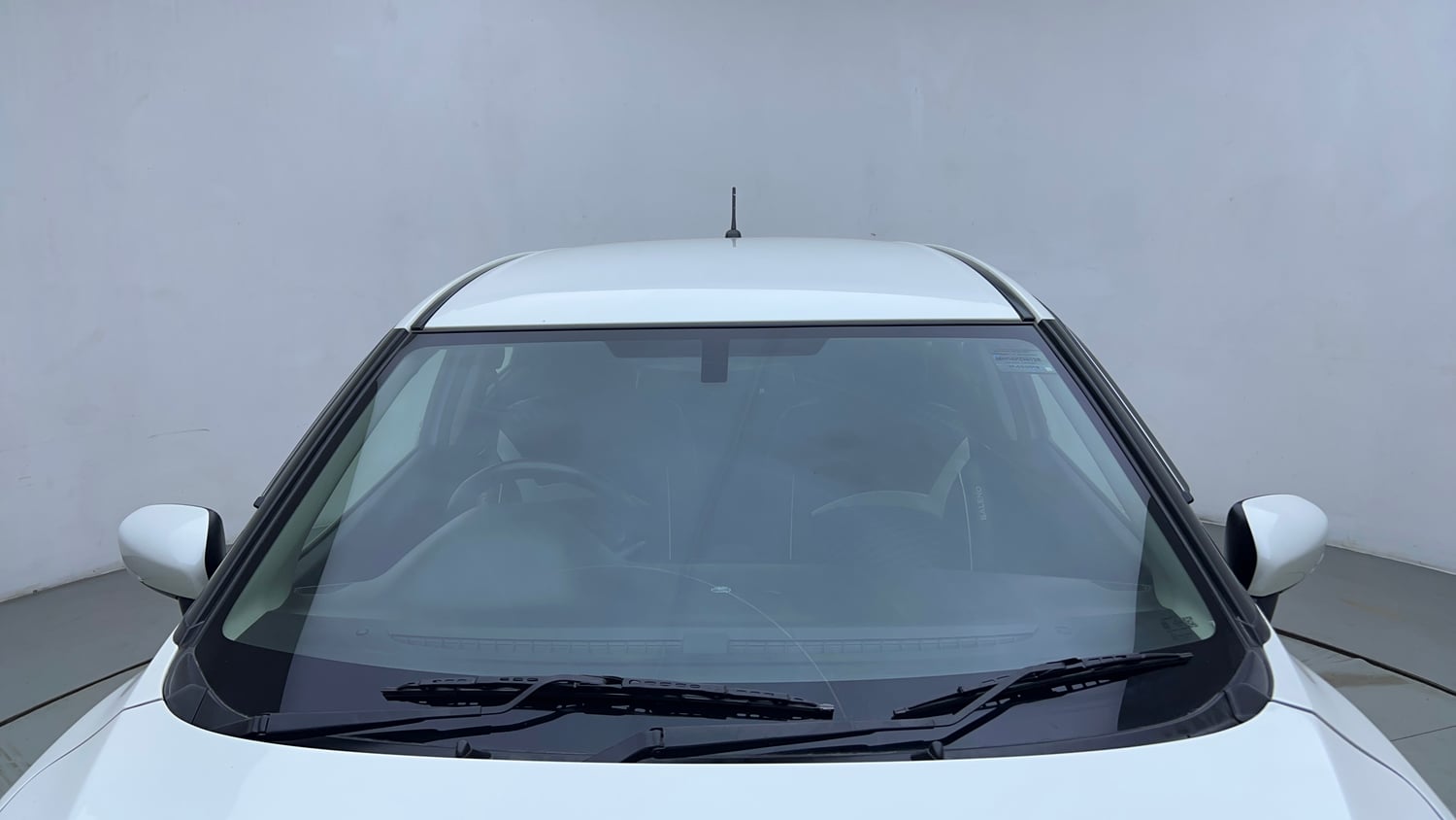 Used 2019 Maruti Suzuki Baleno Zeta Petrol Manual exterior FRONT WINDSHIELD VIEW