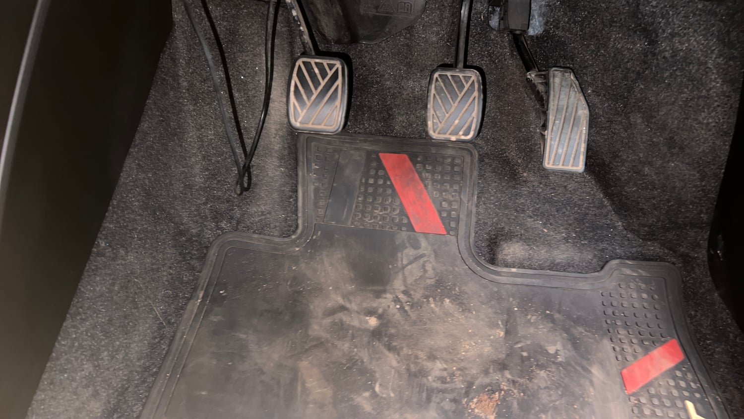 Used 2023 Maruti Suzuki Swift VXi Petrol Manual interior PEDALS VIEW