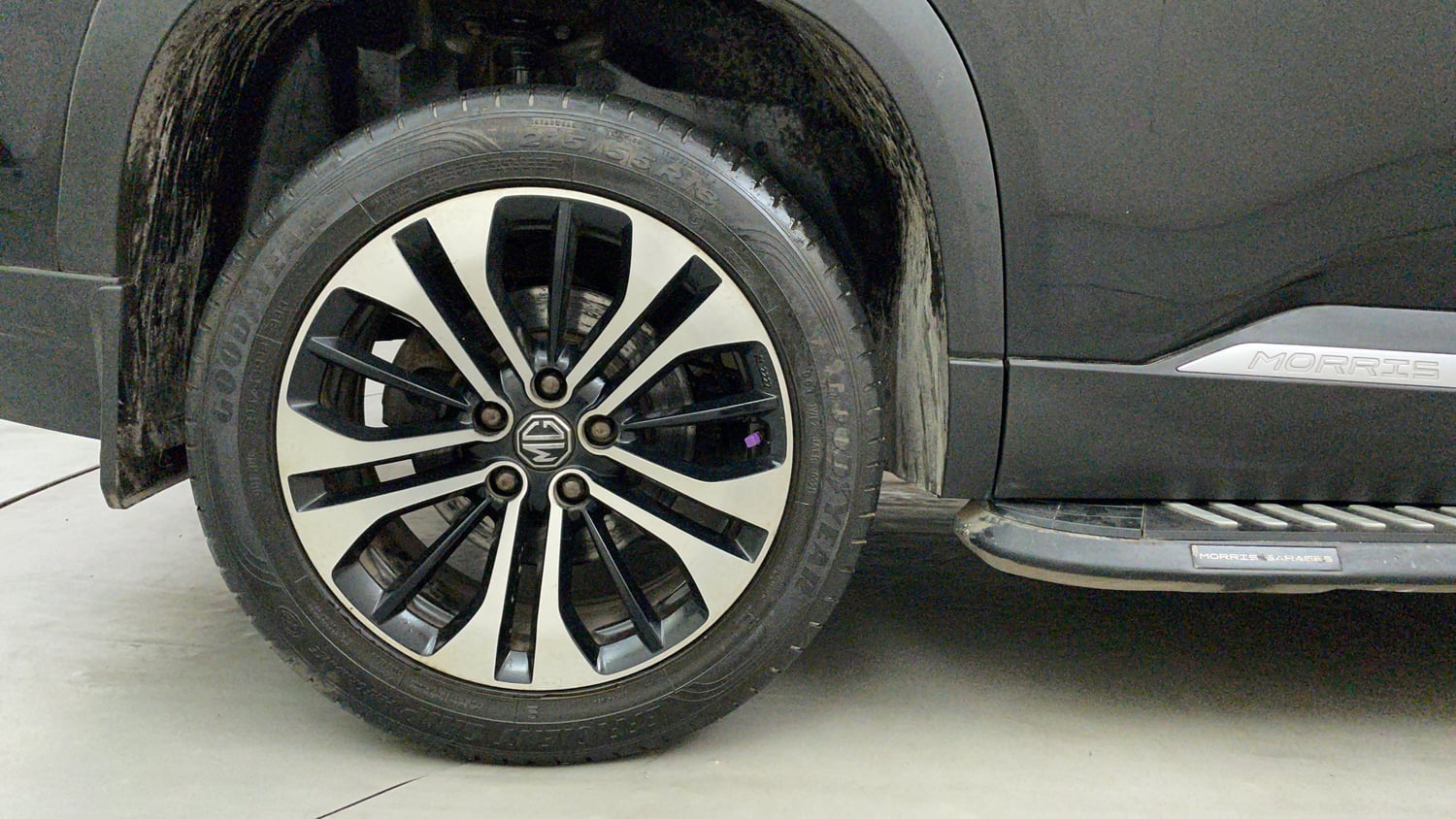 Used 2021 MG Motors Hector Sharp 1.5 Petrol CVT Petrol Automatic tyres RIGHT REAR TYRE RIM VIEW