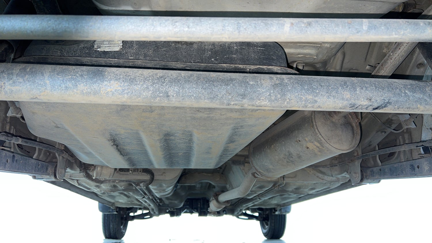 Used 2013 Maruti Suzuki Alto 800 Vxi Petrol Manual extra REAR UNDERBODY VIEW (TAKEN FROM REAR)