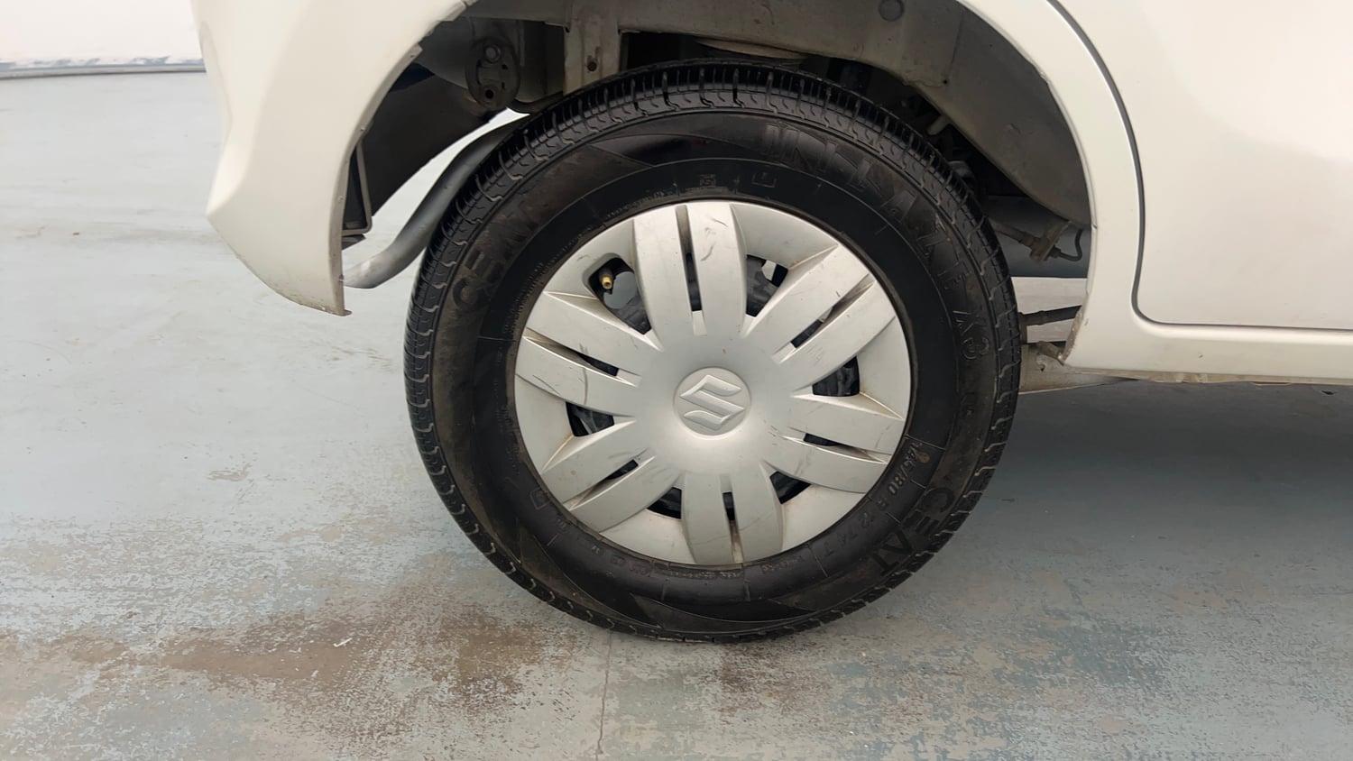 Used 2018 Maruti Suzuki Alto 800 VXi Petrol Manual tyres RIGHT REAR TYRE RIM VIEW