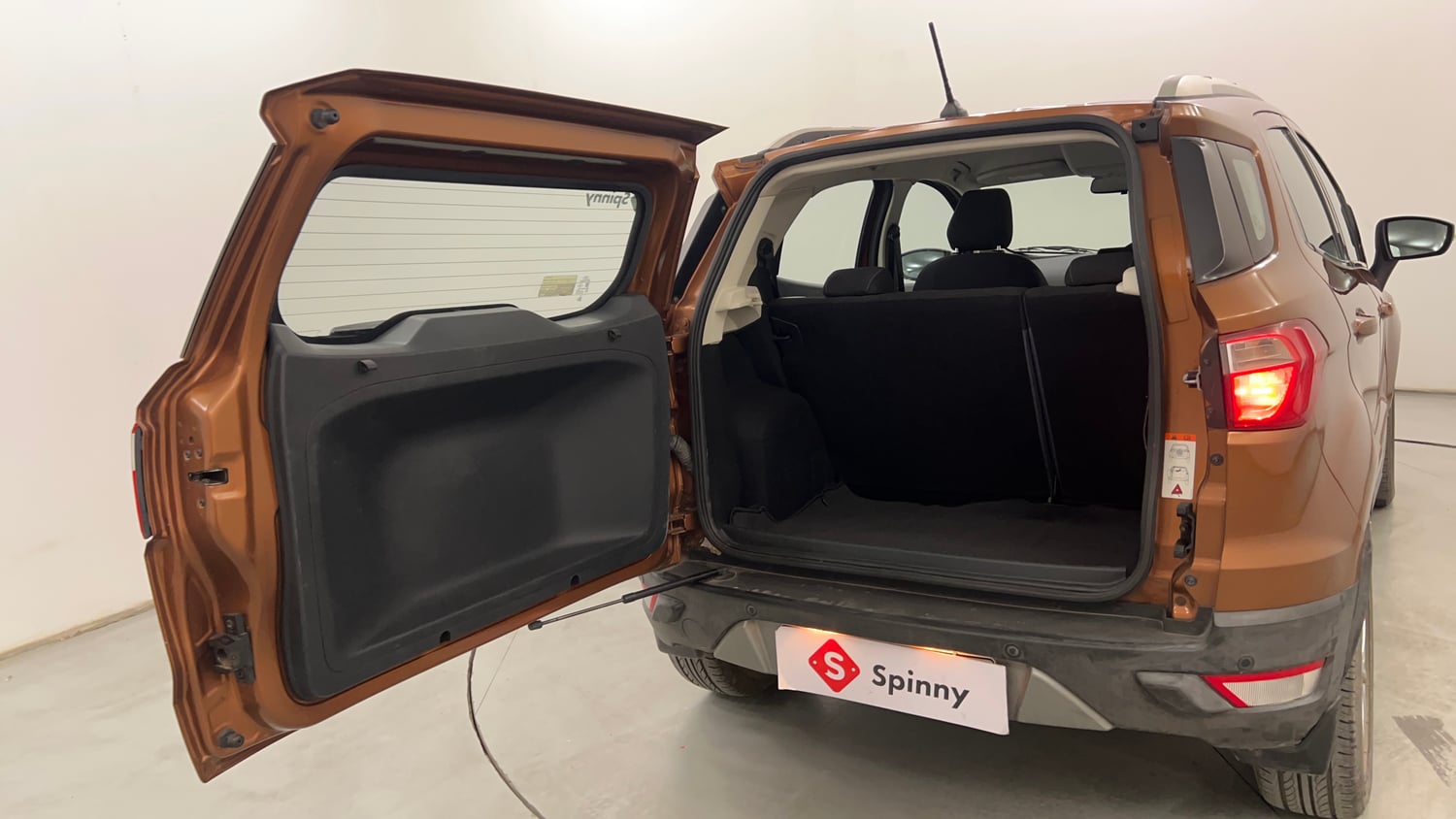 Used 2018 Ford EcoSport Titanium 1.5L Ti-VCT Petrol Manual interior DICKY DOOR OPEN VIEW