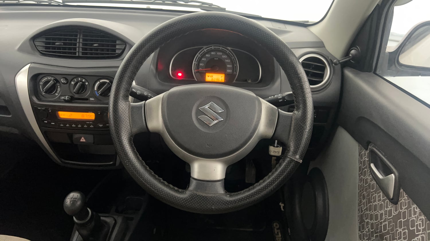 Used 2018 Maruti Suzuki Alto 800 VXi Petrol Manual interior STEERING VIEW