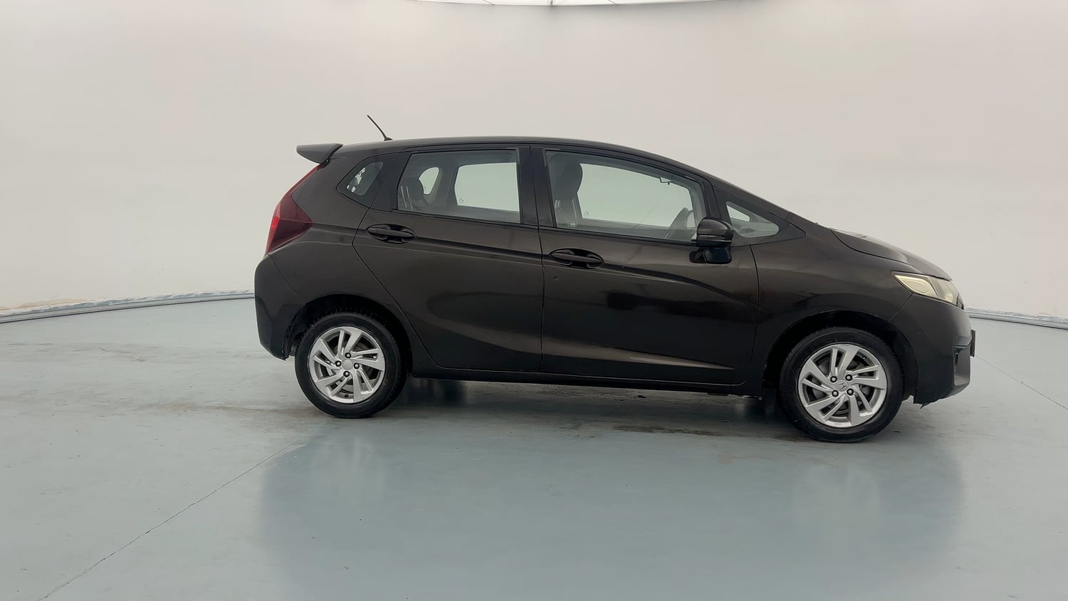 Used 2016 Honda Jazz VX Petrol Petrol Manual exterior RIGHT SIDE VIEW