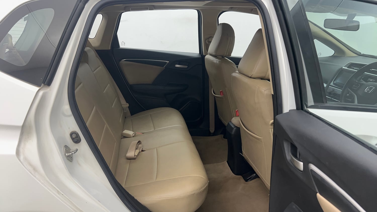Used 2020 Honda Jazz ZX Petrol Manual interior RIGHT SIDE REAR DOOR CABIN VIEW