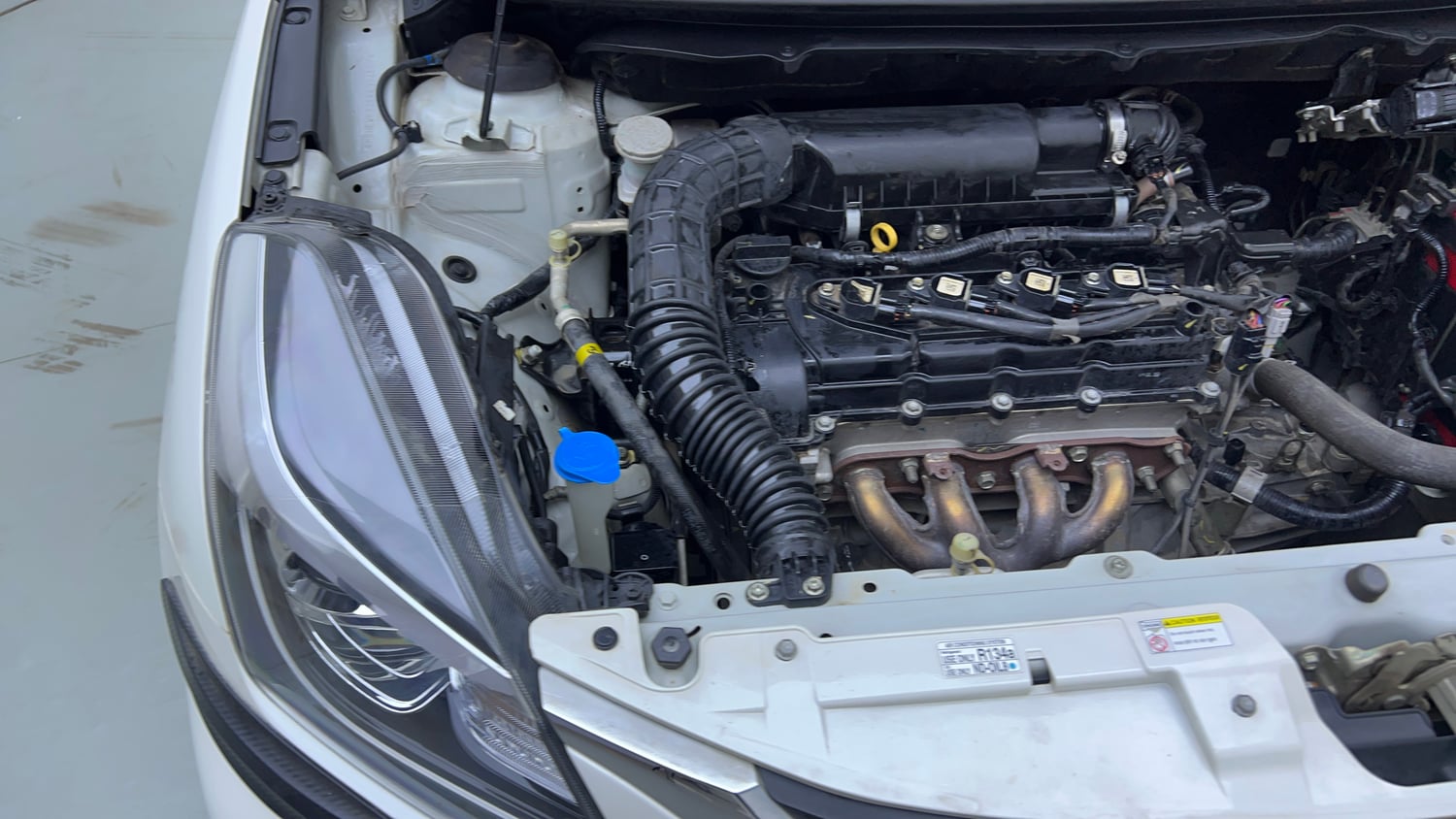 Used 2019 Maruti Suzuki Baleno Zeta Petrol Manual engine ENGINE RIGHT SIDE VIEW