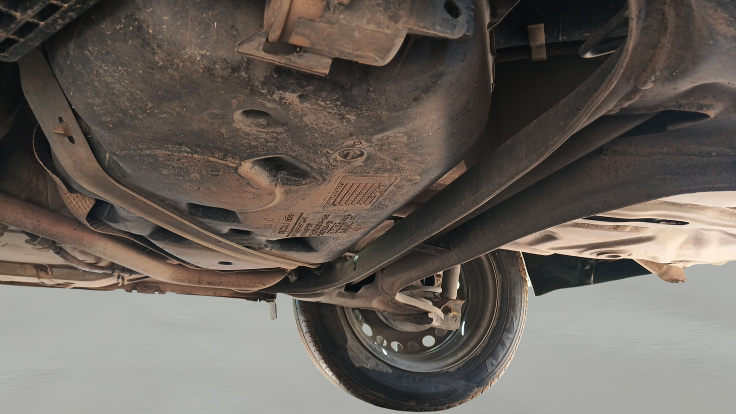 Used 2017 Maruti Suzuki Baleno Delta 1.2 Petrol Manual extra REAR UNDERBODY VIEW (TAKEN FROM REAR)