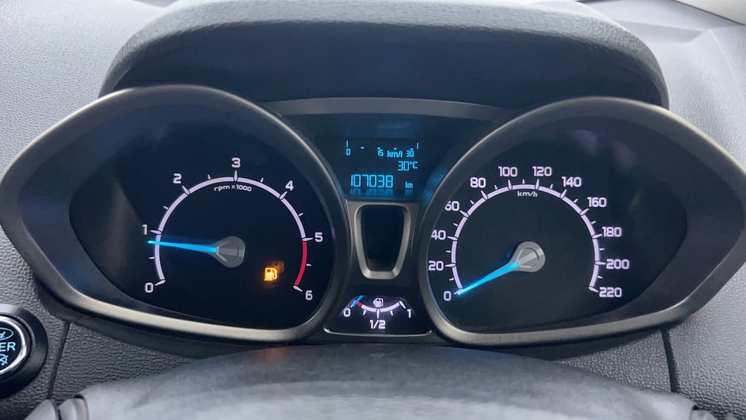 Used 2017 Ford EcoSport Titanium 1.5L TDCi Diesel Manual interior CLUSTERMETER VIEW
