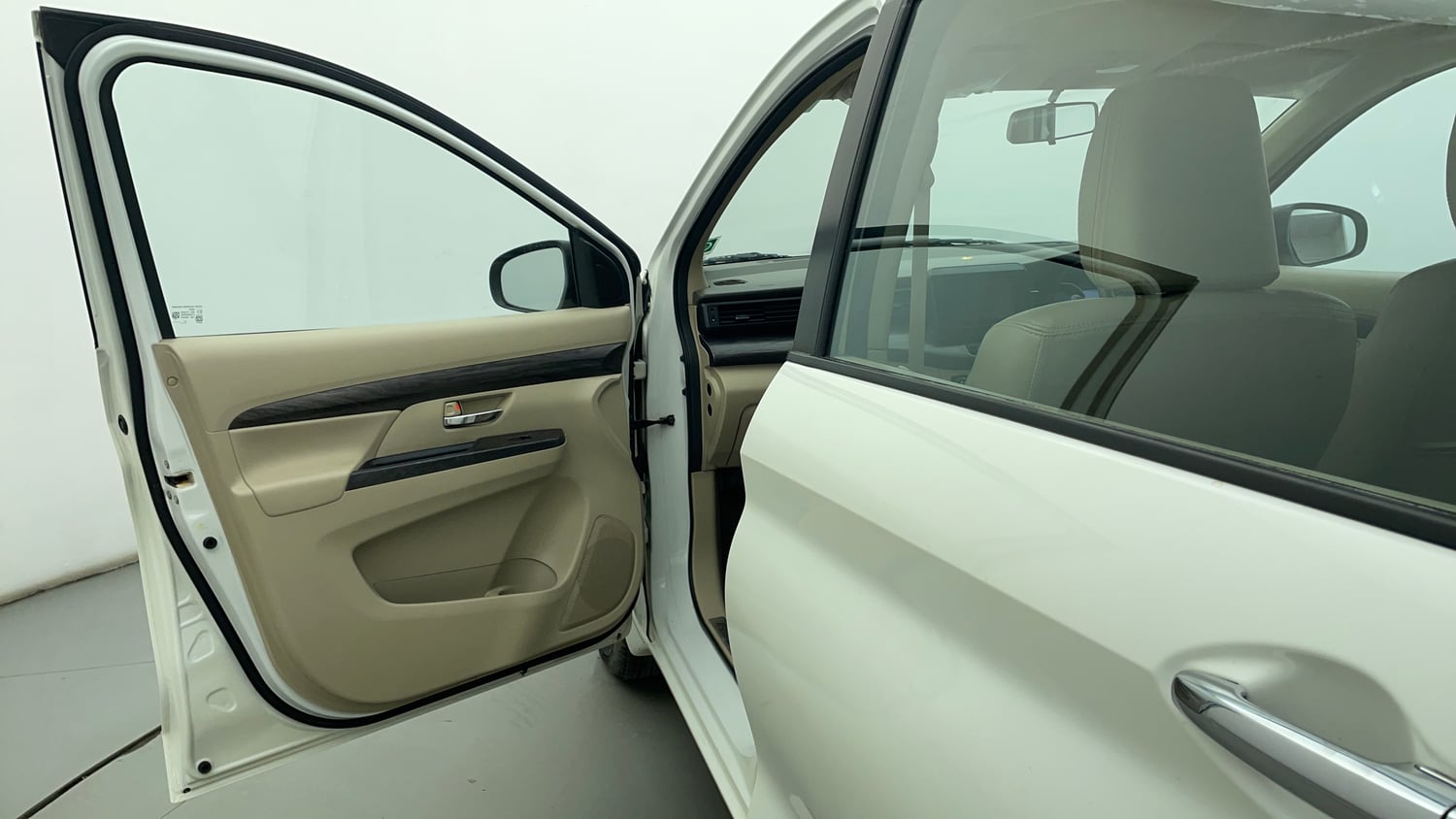 Used 2022 Maruti Suzuki Ertiga ZXi AT Petrol Automatic interior LEFT FRONT DOOR OPEN VIEW