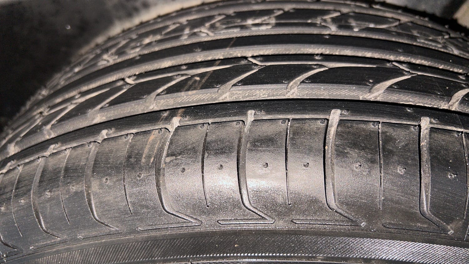 Used 2020 Maruti Suzuki S-Cross Zeta Petrol Manual tyres LEFT REAR TYRE TREAD VIEW