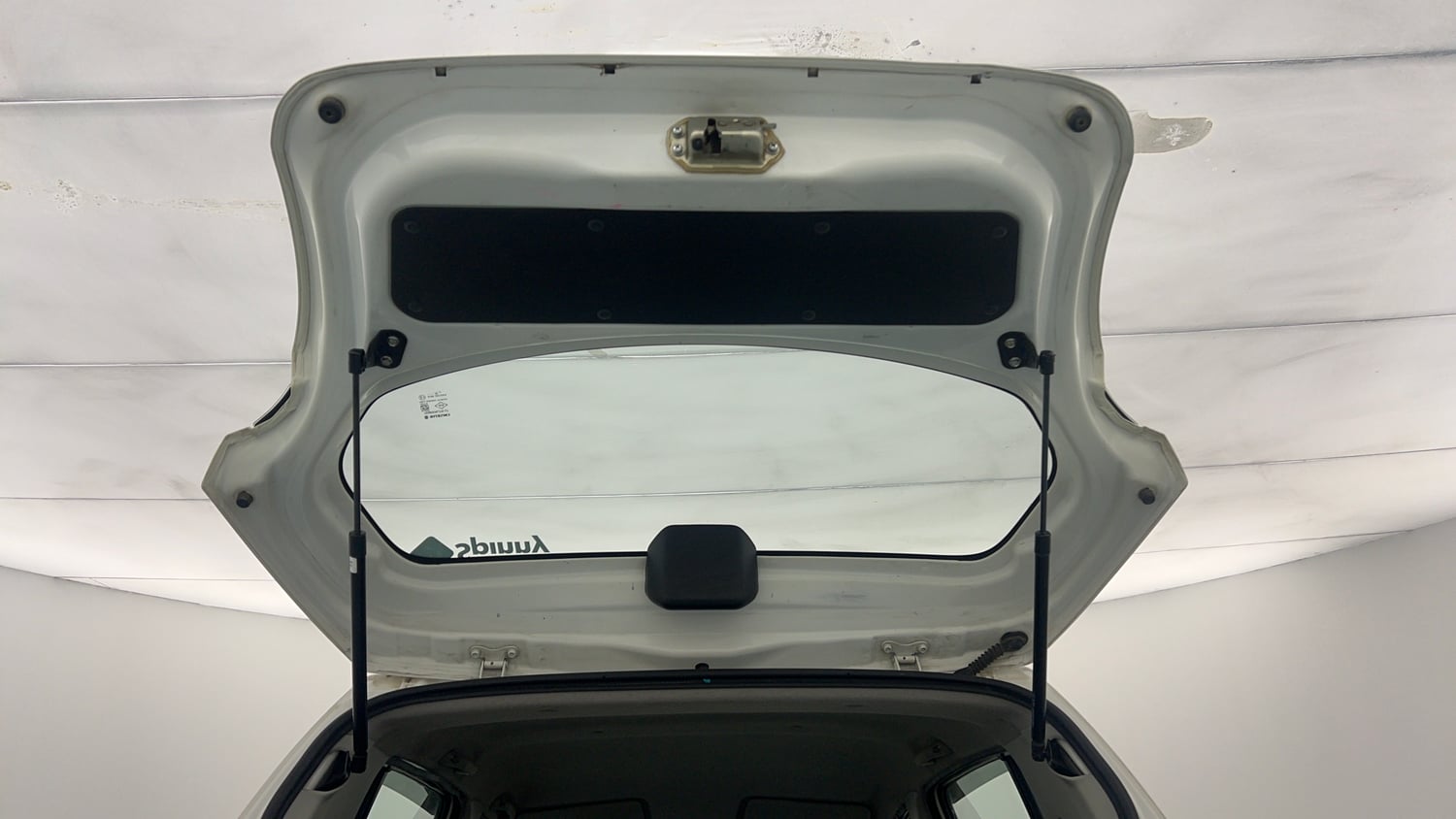 Used 2018 Maruti Suzuki Alto 800 VXi Petrol Manual interior DICKY DOOR OPEN VIEW