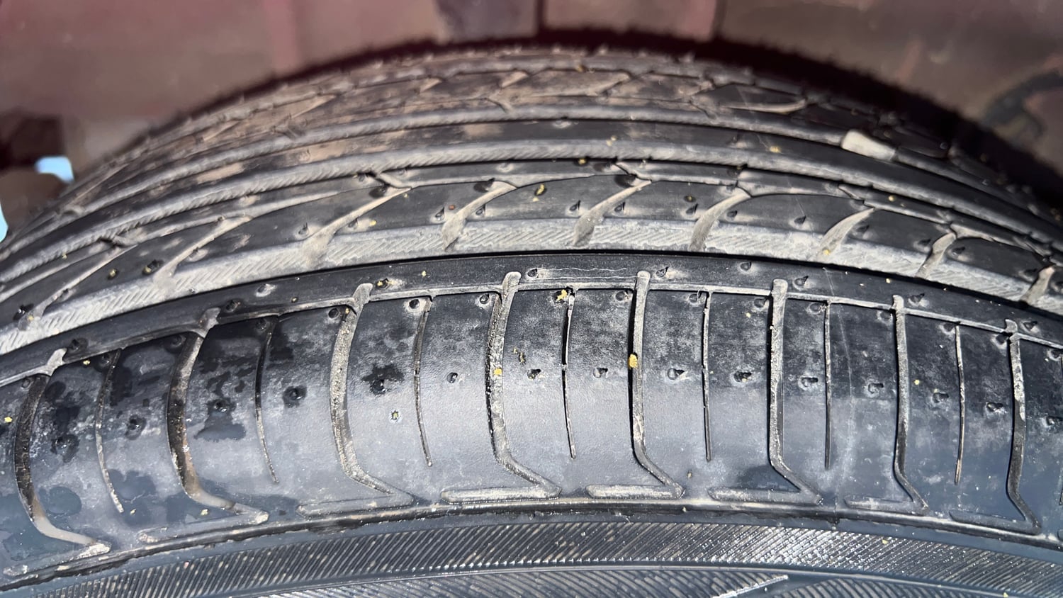 Used 2019 Tata Tiago Revotron XZ w/o Alloy Petrol Manual tyres RIGHT REAR TYRE TREAD VIEW