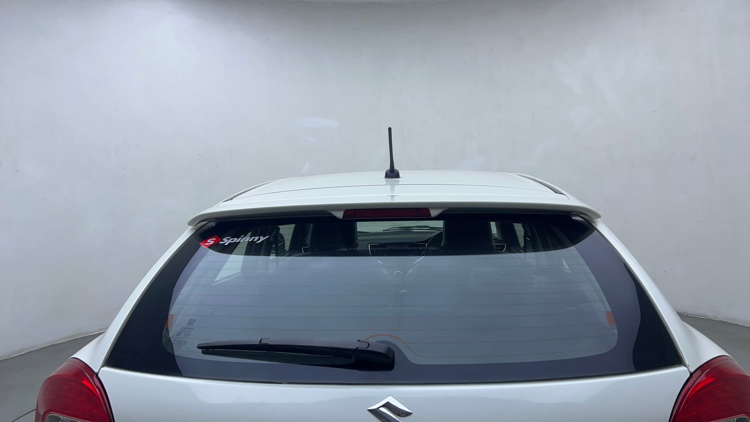 Used 2016 Maruti Suzuki Baleno Delta 1.2 Petrol Manual exterior BACK WINDSHIELD VIEW
