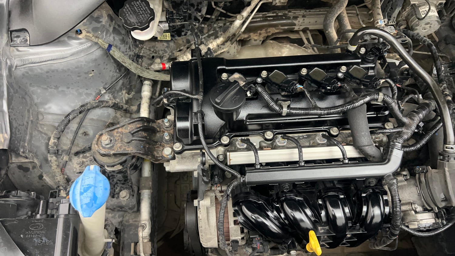 Used 2018 Hyundai Elite i20 Sportz 1.2 Petrol Manual engine ENGINE RIGHT SIDE VIEW
