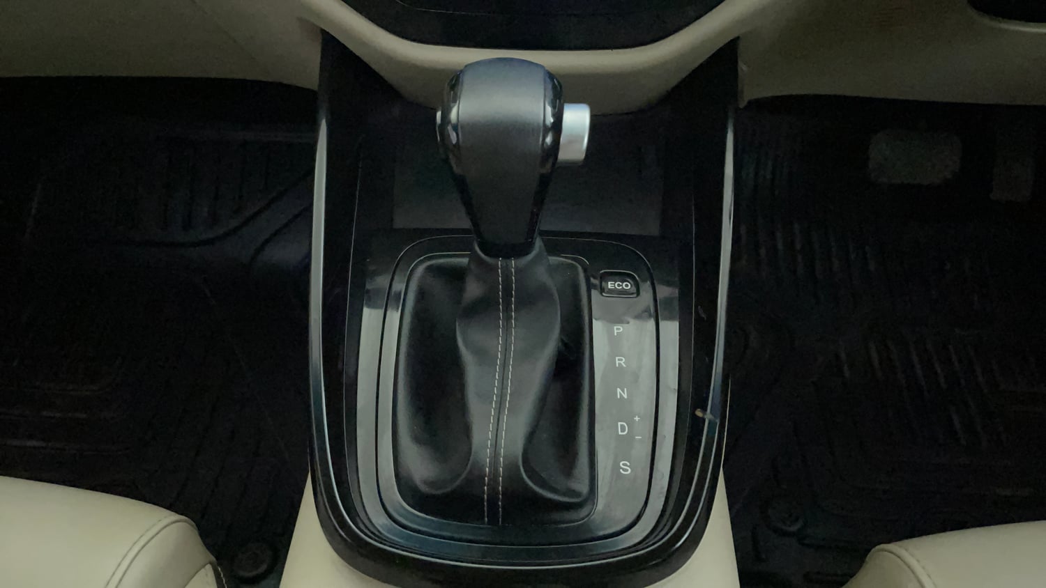 Used 2021 MG Motors Hector Sharp 1.5 Petrol CVT Petrol Automatic interior GEAR  KNOB VIEW