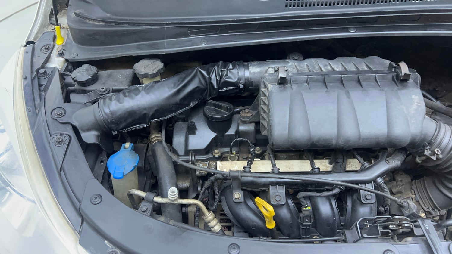 Used 2012 Hyundai i10 Sportz 1.2 Kappa2 Petrol Manual engine ENGINE RIGHT SIDE VIEW