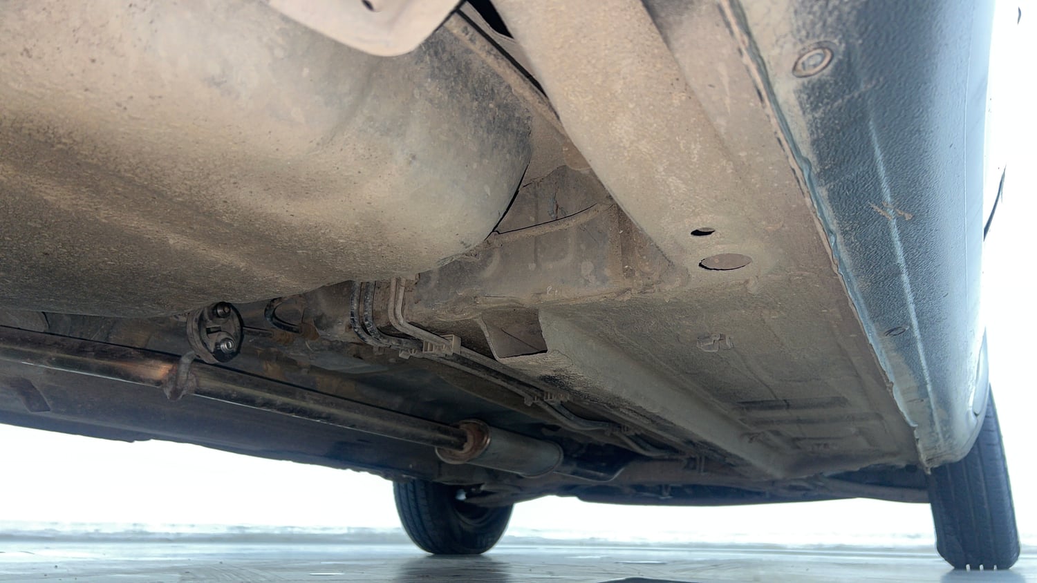 Used 2018 Datsun Redi-GO T (O) Petrol Manual extra REAR RIGHT UNDERBODY VIEW
