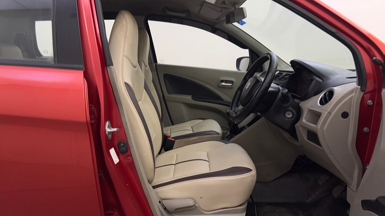 Used 2014 Maruti Suzuki Celerio VXi Petrol Manual interior RIGHT SIDE FRONT DOOR CABIN VIEW