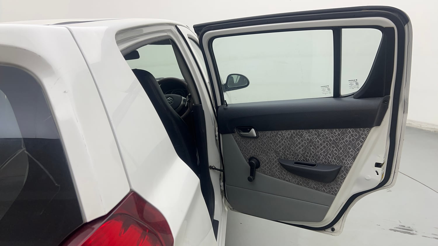 Used 2018 Maruti Suzuki Alto 800 LXi Petrol Manual interior RIGHT REAR DOOR OPEN VIEW