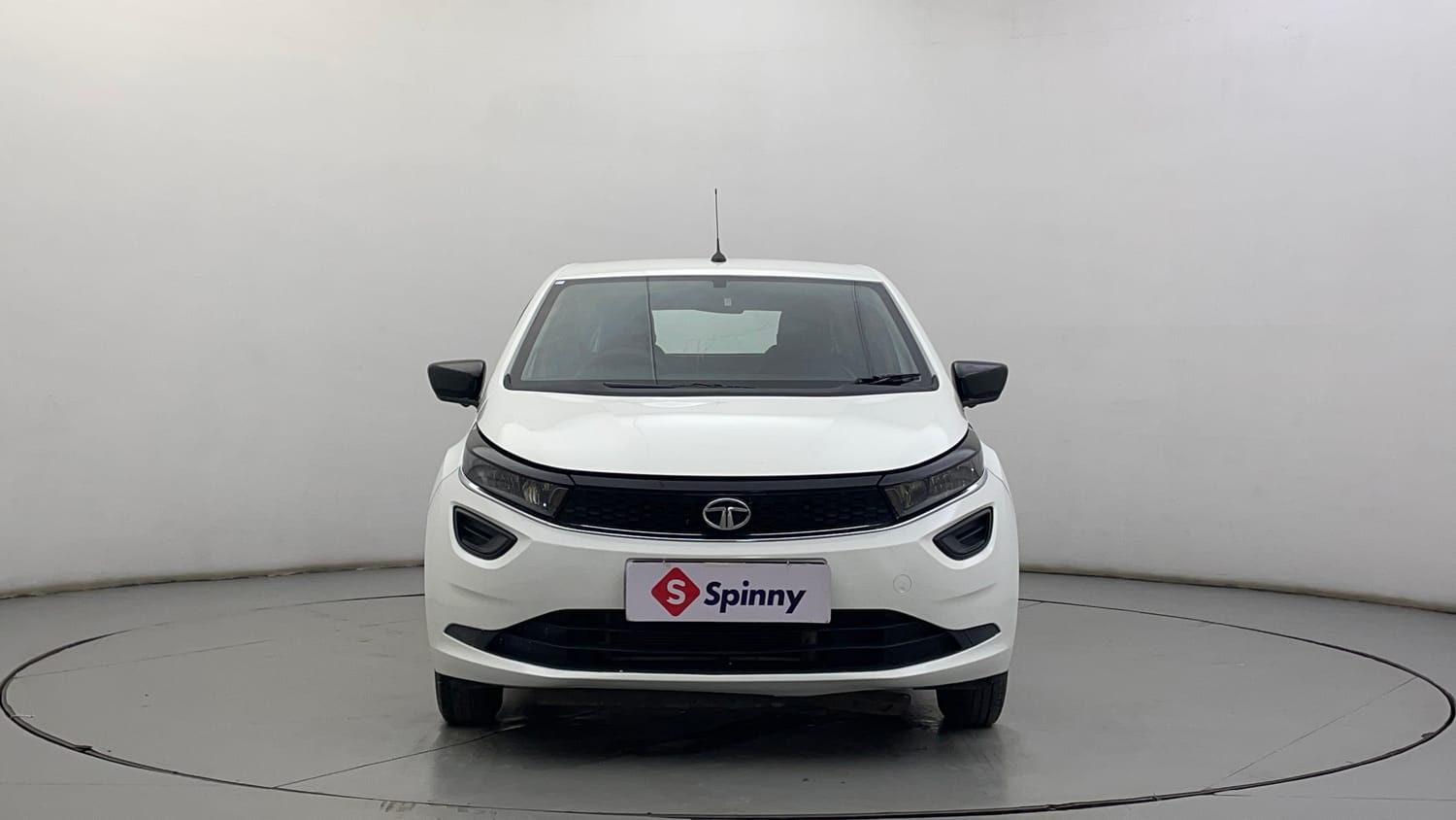 Used 2022 Tata Altroz XE Plus Petrol Petrol Manual exterior FRONT VIEW