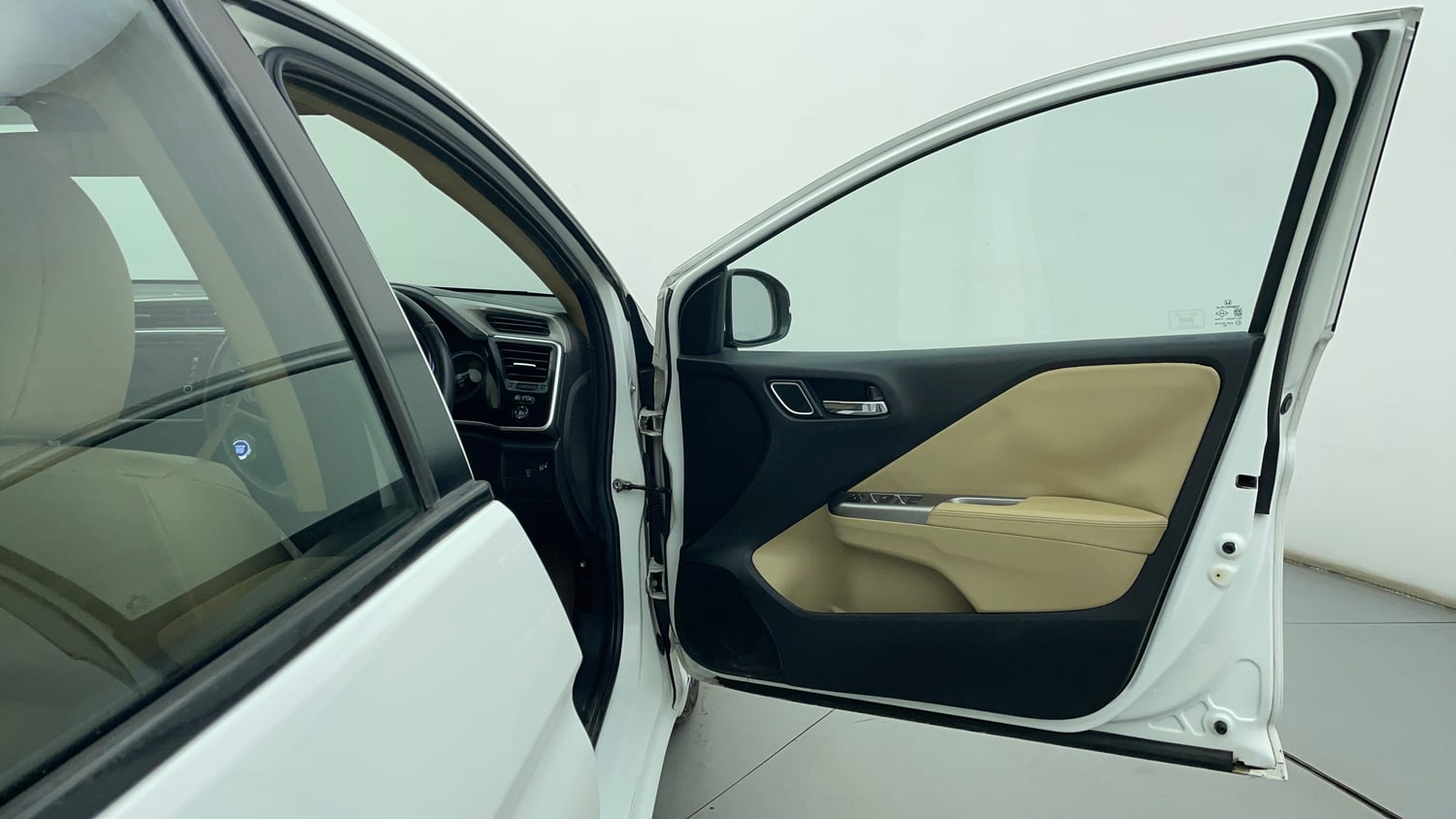 Used 2019 Honda City ZX Petrol Petrol Manual interior RIGHT FRONT DOOR OPEN VIEW