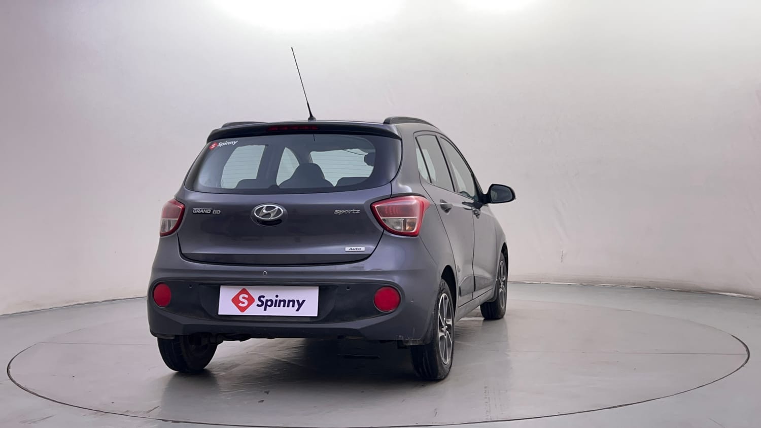 Used 2017 Hyundai Grand i10 Sportz (O) AT 1.2 Kappa VTVT Petrol Automatic exterior RIGHT REAR CORNER VIEW