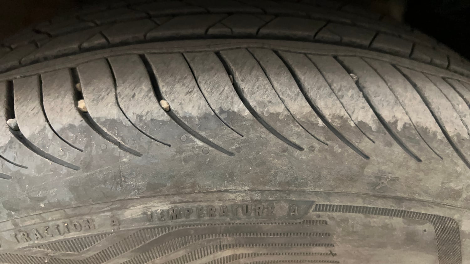 Used 2018 Hyundai Creta SX Plus 1.6 AT CRDI Diesel Automatic tyres RIGHT FRONT TYRE TREAD VIEW