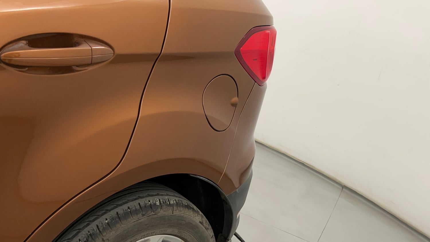 Used 2018 Ford EcoSport Titanium 1.5L Ti-VCT Petrol Manual dents MINOR DENT