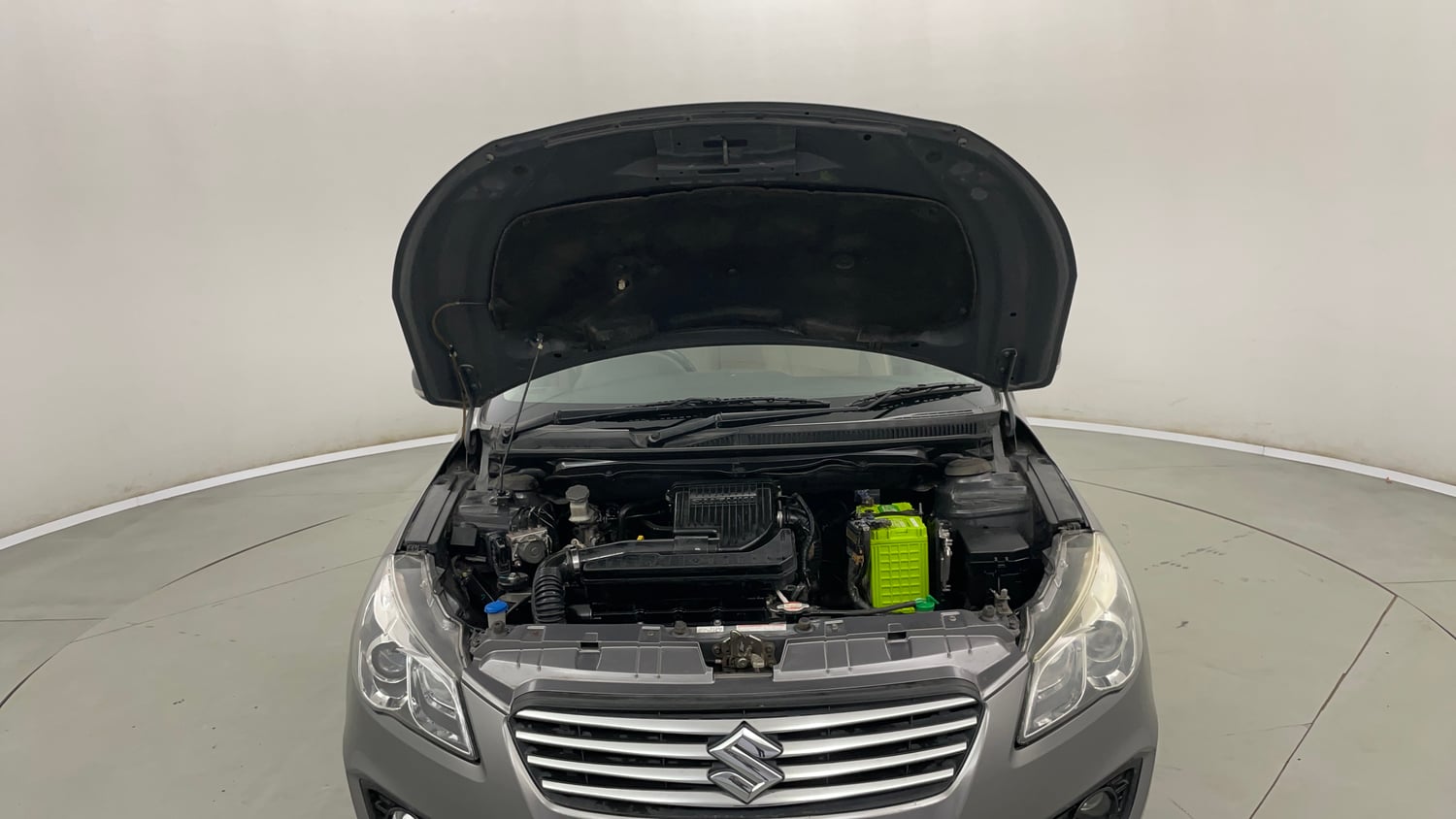 Used 2017 Maruti Suzuki Ciaz Alpha 1.4 MT Petrol Manual engine ENGINE & BONNET OPEN FRONT VIEW